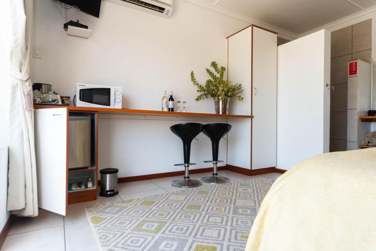 Melkboomsdrift Guest House & Conference Centre Vredendal Luaran gambar