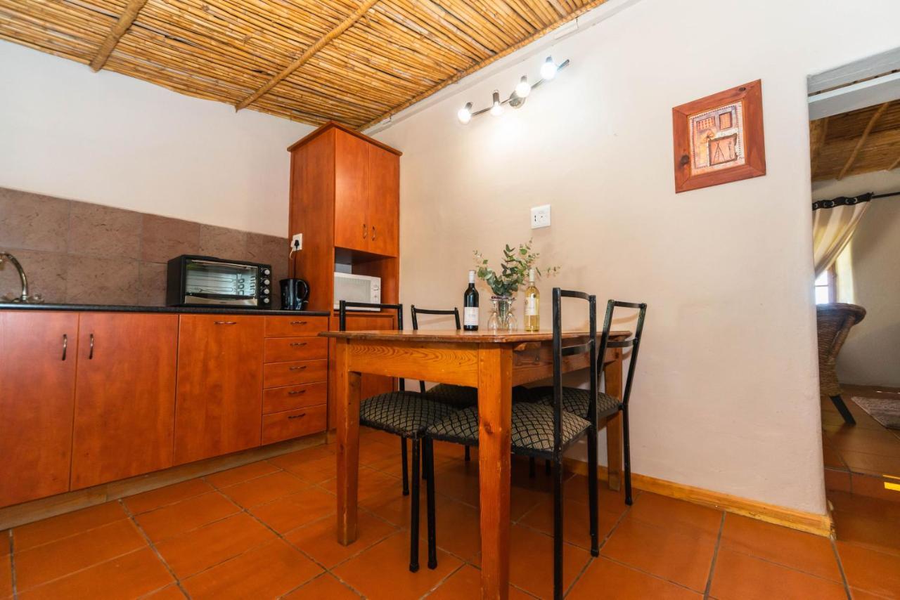 Melkboomsdrift Guest House & Conference Centre Vredendal Luaran gambar