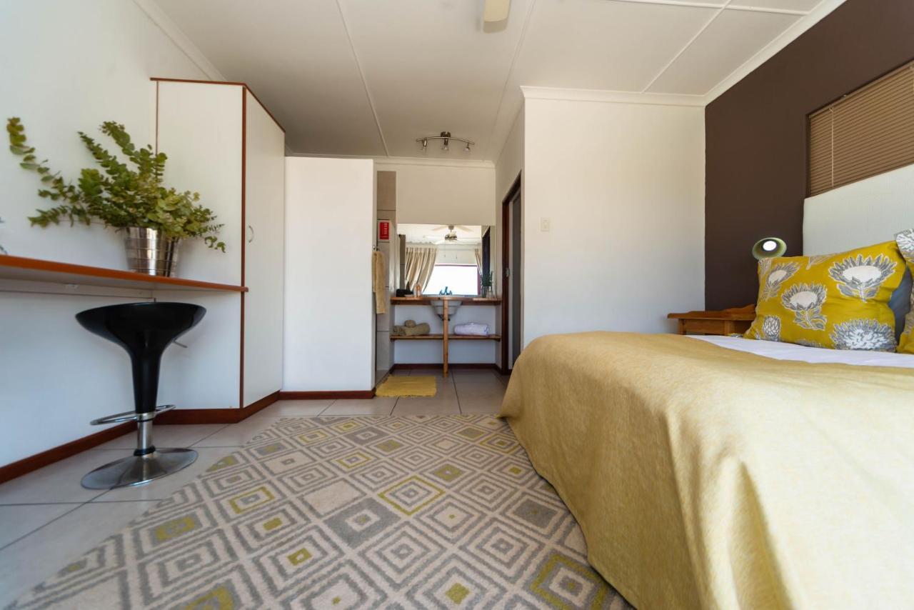 Melkboomsdrift Guest House & Conference Centre Vredendal Luaran gambar